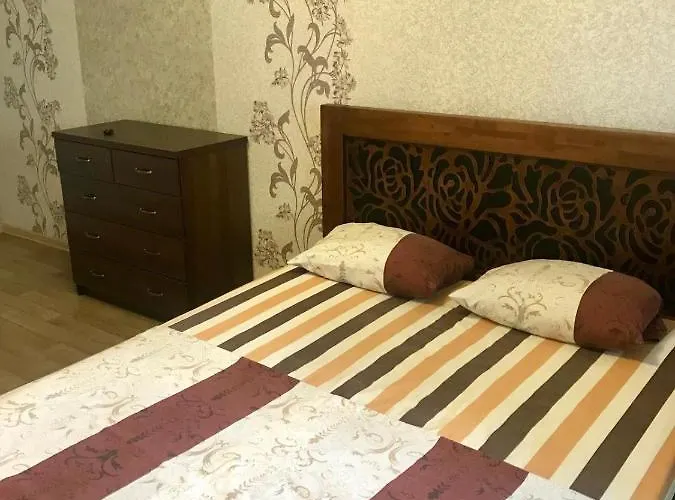 Затишна Квартира Біля Дніпра!